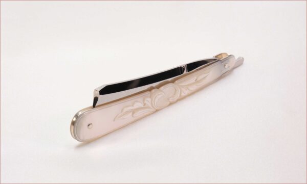 J & W Ragg - Image 17